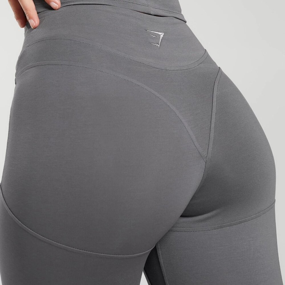 Rest Day Bootcut Leggings